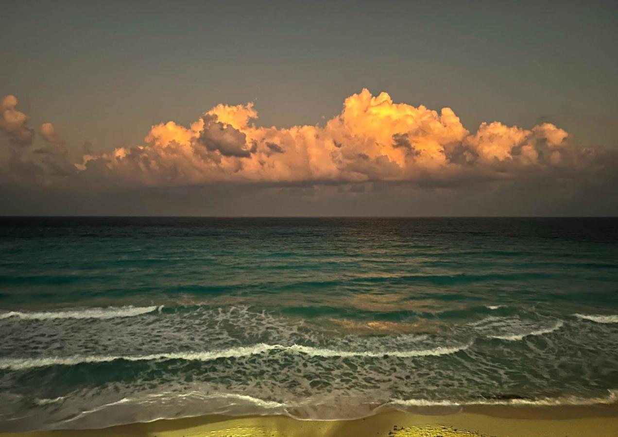 Beachside Apartments Cancún Extérieur photo