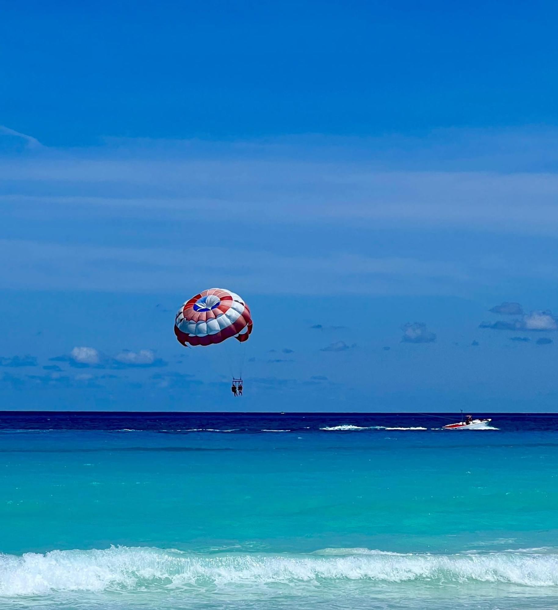 Beachside Apartments Cancún Extérieur photo