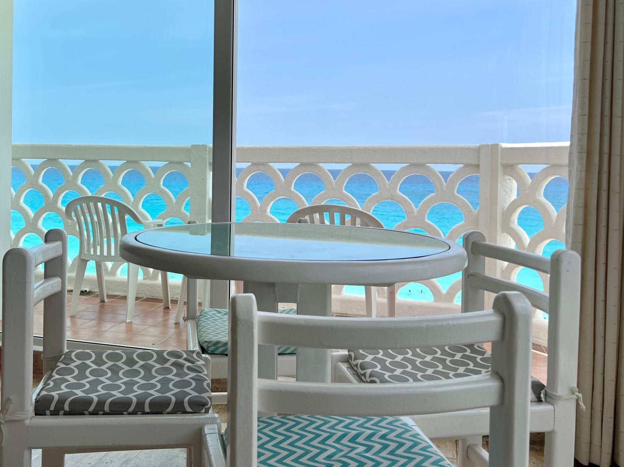 Beachside Apartments Cancún Extérieur photo