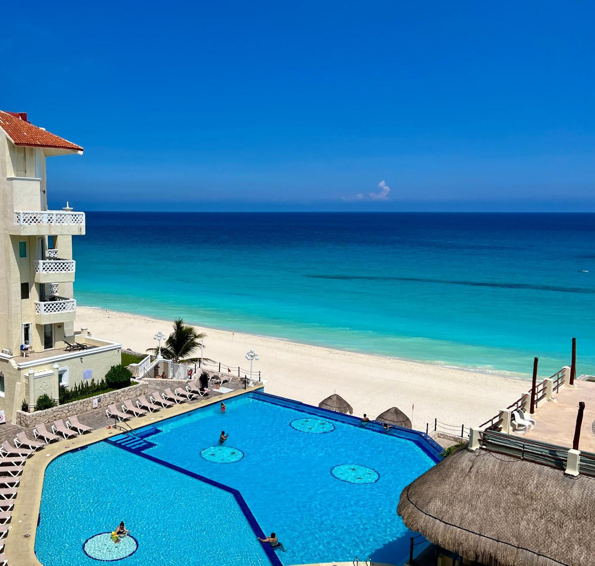 Beachside Apartments Cancún Extérieur photo