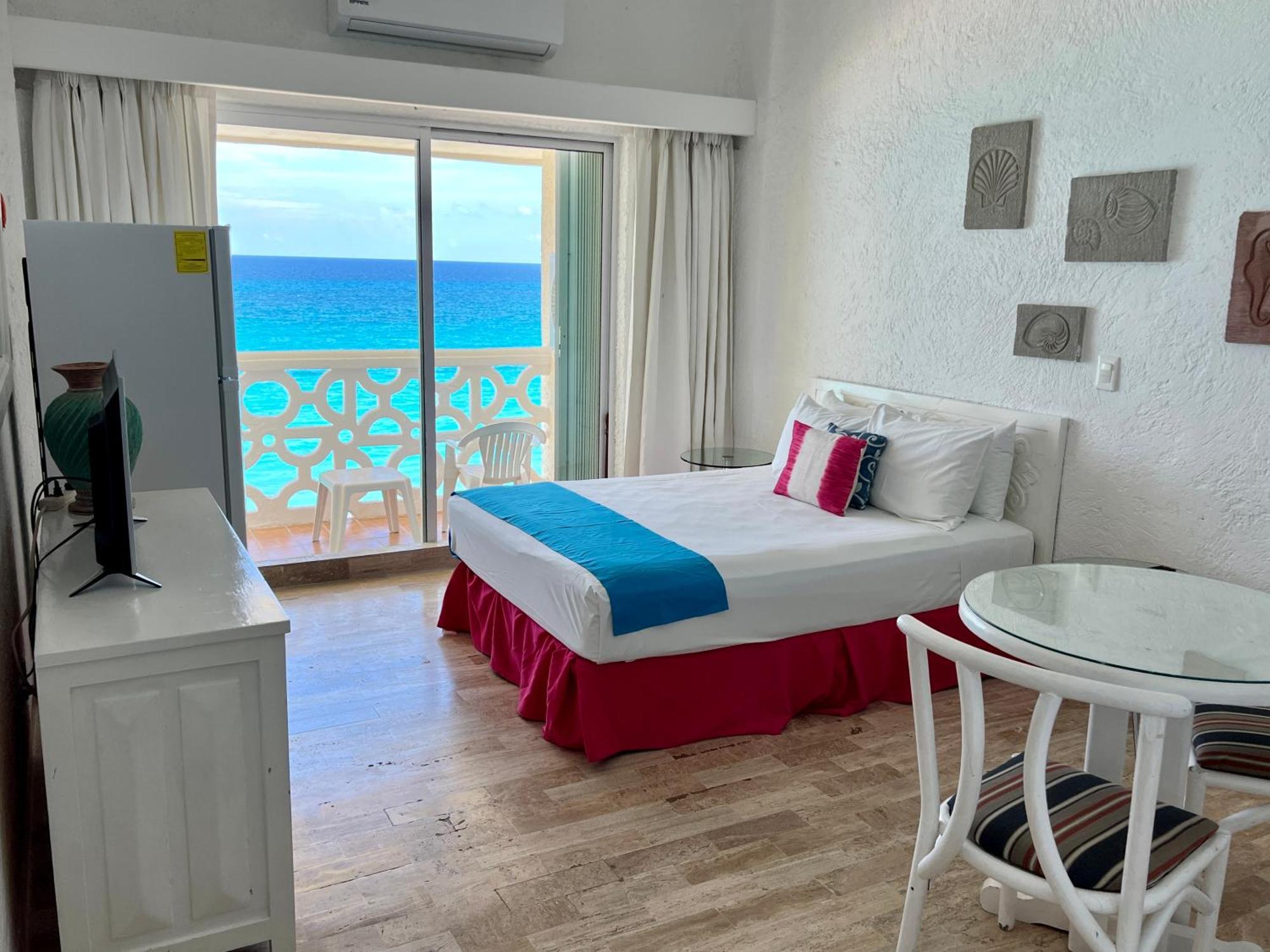 Beachside Apartments Cancún Extérieur photo